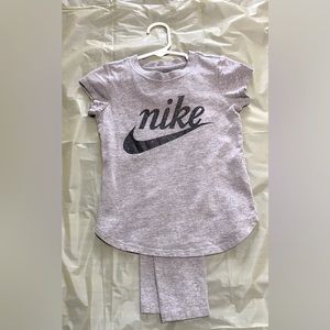 Nike two-piece outfit for girls.